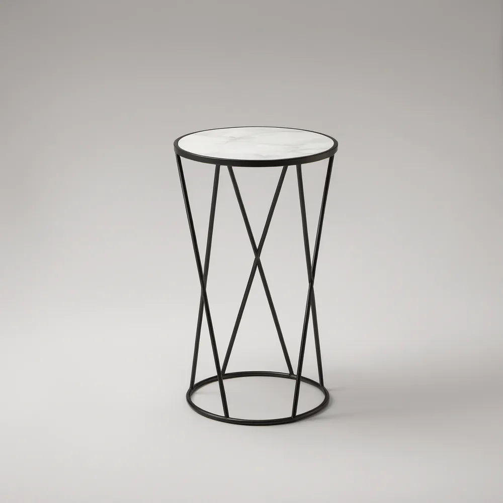 Kulatý odkládací stolek Ø 40 × 65 cm s bílým mramorovým dekorem a černou ocelovou konstrukcí
